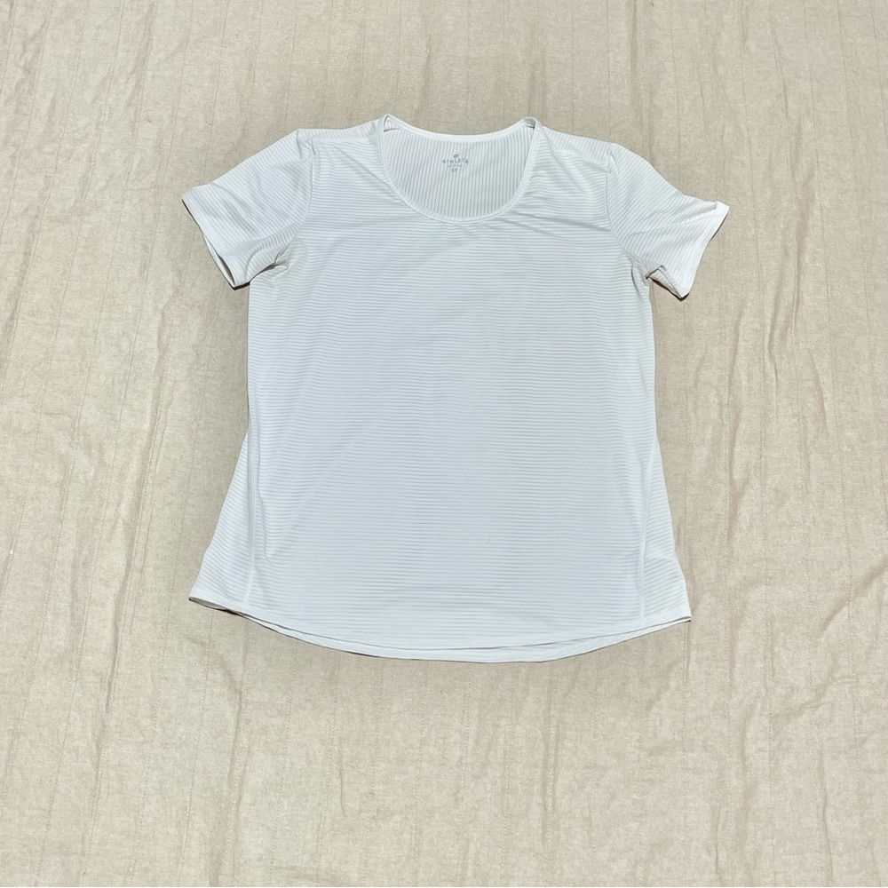 Athleta White Stripe Chi Tee Size LT Women’s Athletic Top